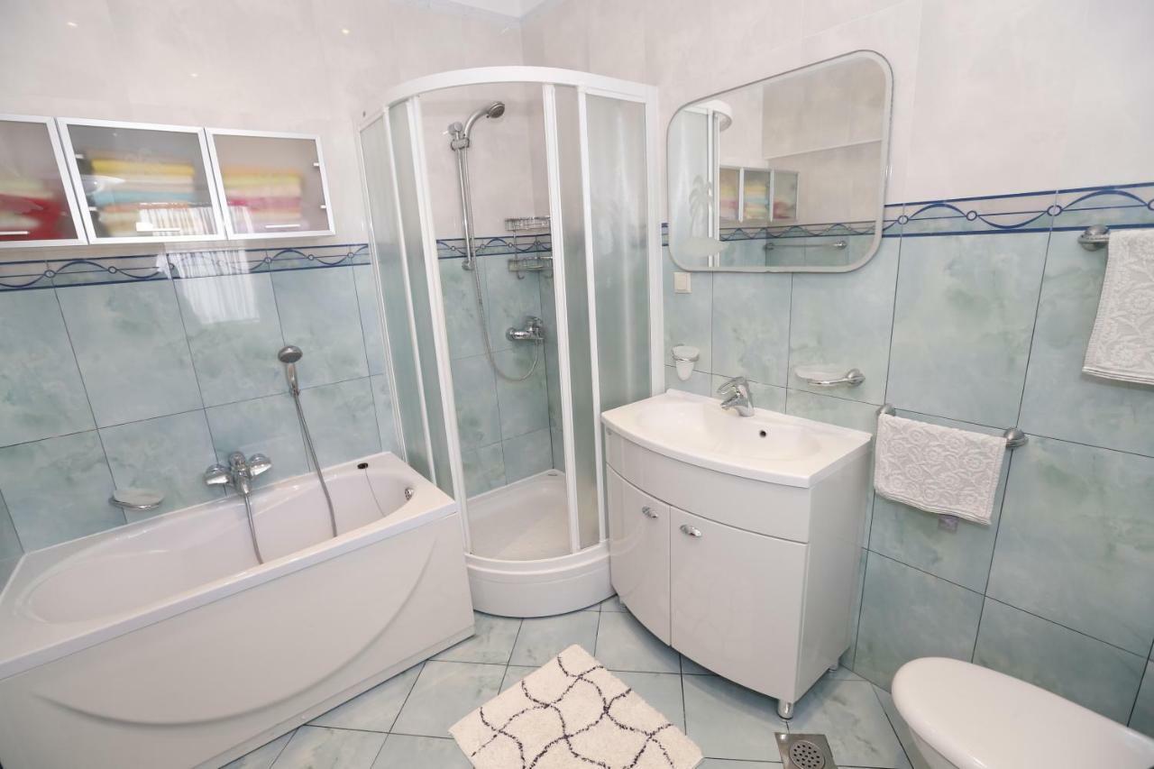 Apartment Bojan With Terrace And Sea View Башка Экстерьер фото